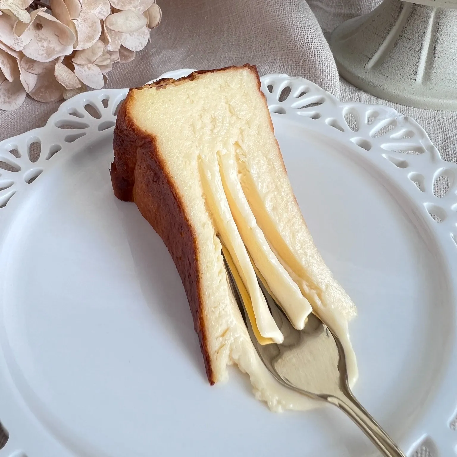 【砂糖・小麦粉不使用】名古屋発とろけるバスクチーズケーキ】