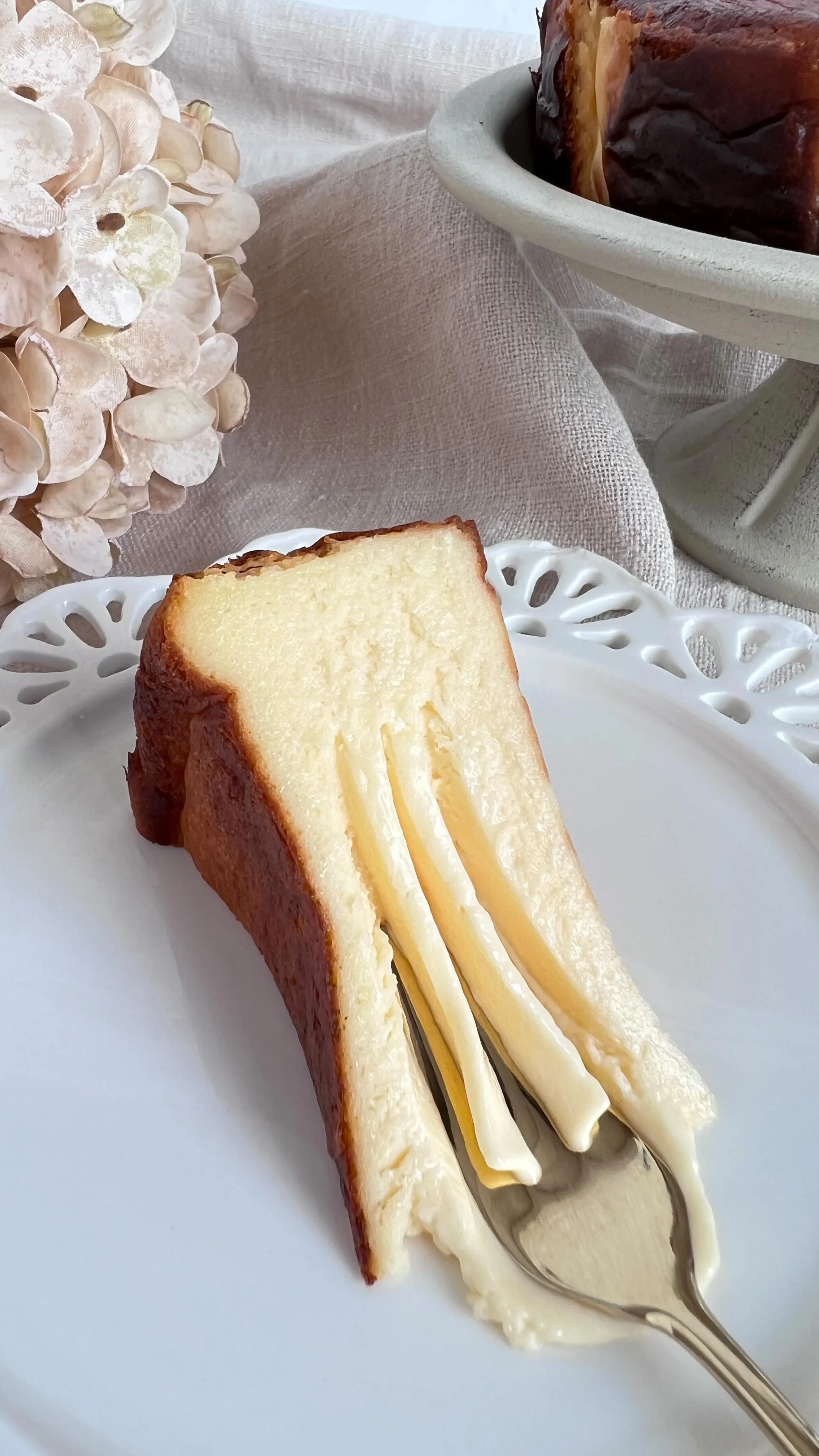 【砂糖・小麦粉不使用】名古屋発バスクチーズケーキ